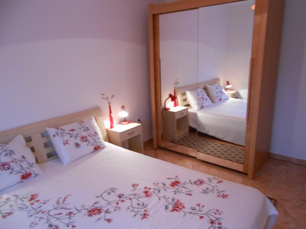 Apartments Luvi Trogir Chambre photo
