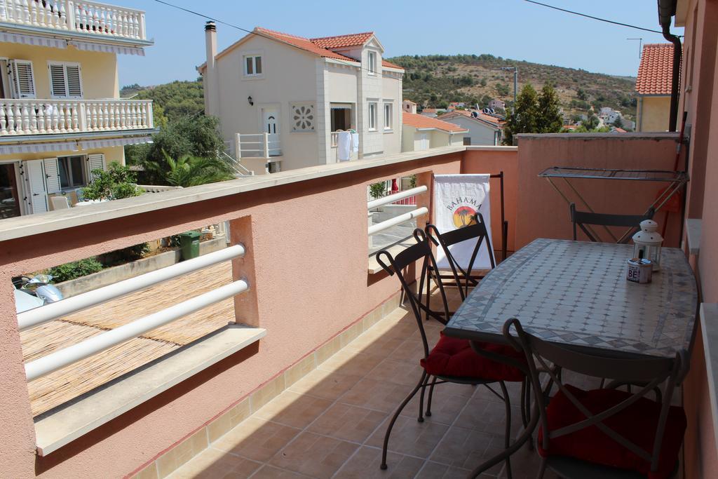 Apartments Luvi Trogir Extérieur photo